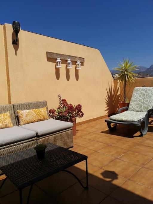 Apartmán Atico Fresco Y Luminoso Con Aparcamiento Privado Nerja Exteriér fotografie