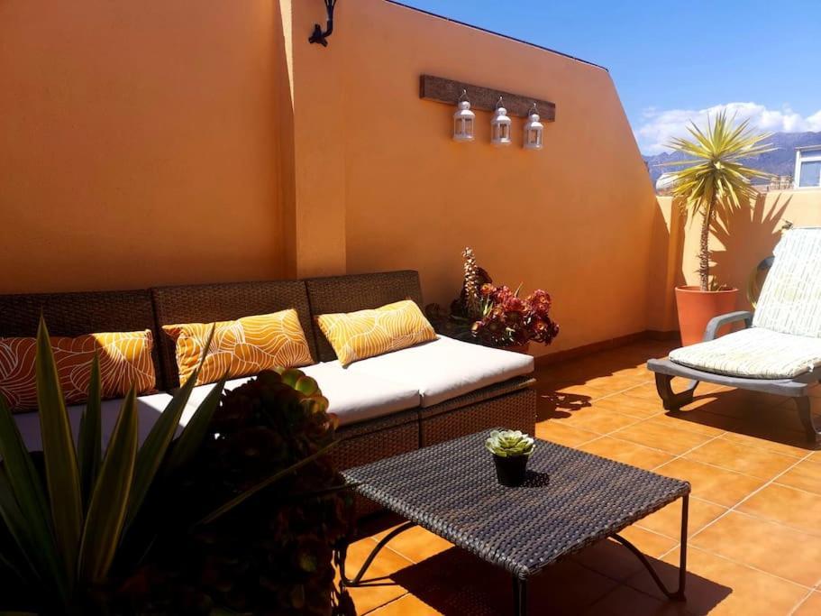 Apartmán Atico Fresco Y Luminoso Con Aparcamiento Privado Nerja Exteriér fotografie