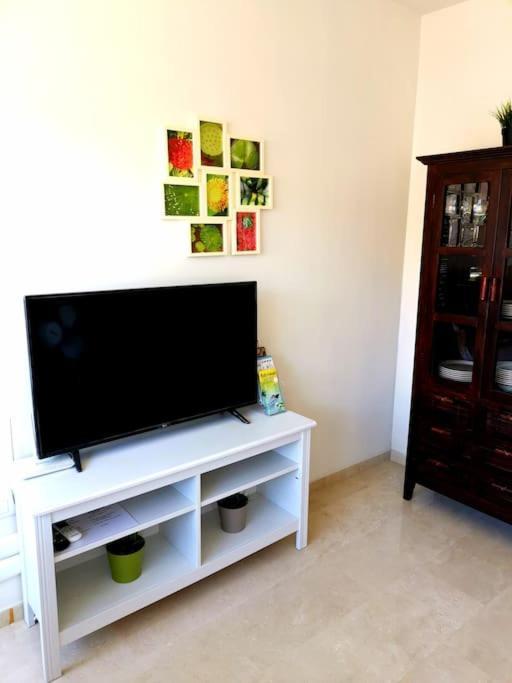 Apartmán Atico Fresco Y Luminoso Con Aparcamiento Privado Nerja Exteriér fotografie