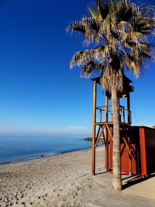 Apartmán Atico Fresco Y Luminoso Con Aparcamiento Privado Nerja Exteriér fotografie