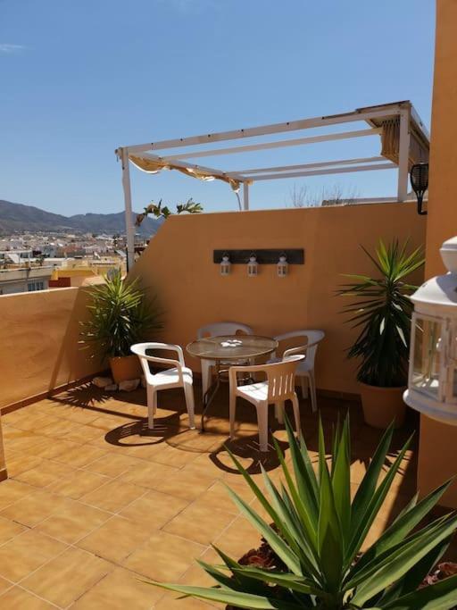 Apartmán Atico Fresco Y Luminoso Con Aparcamiento Privado Nerja Exteriér fotografie